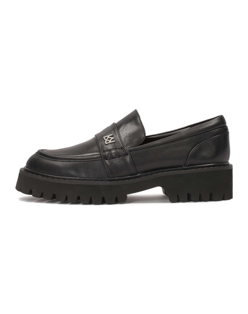 Kazar-Black-shoes-on-a-treaded-sole-čierna