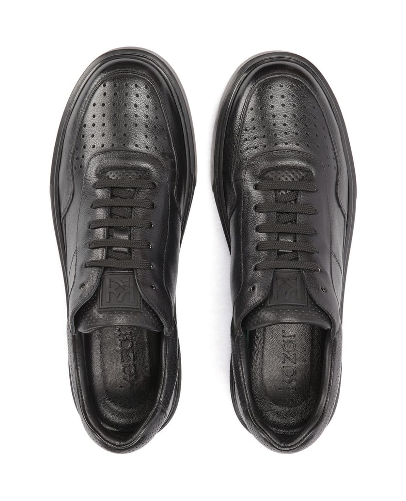 Kazar-Vielseitige-schwarze-Turnschuhe-aus-gena