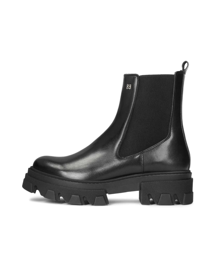 Kazar-Leather-boots-on-a-thick-sole-with-elastic-inserts-černá