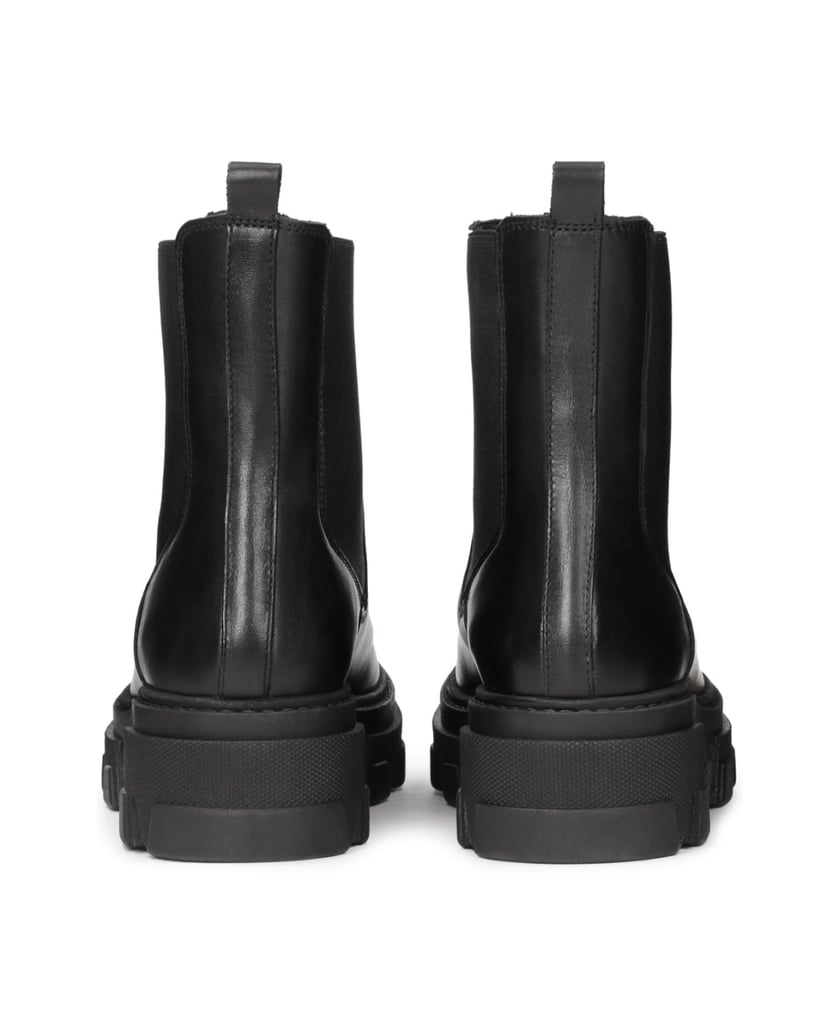 Kazar-Leather-boots-on-a-thick-sole-with-elastic-inserts-černá