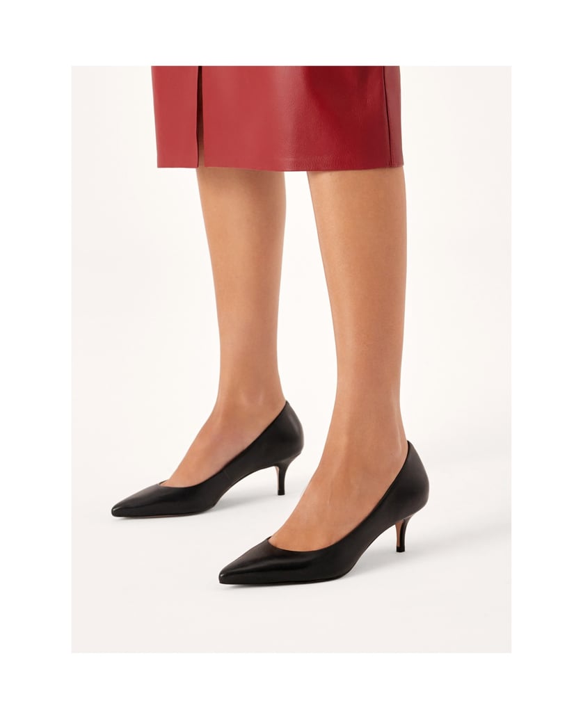 Kazar-Schwarze-niedrighackige-Pumps