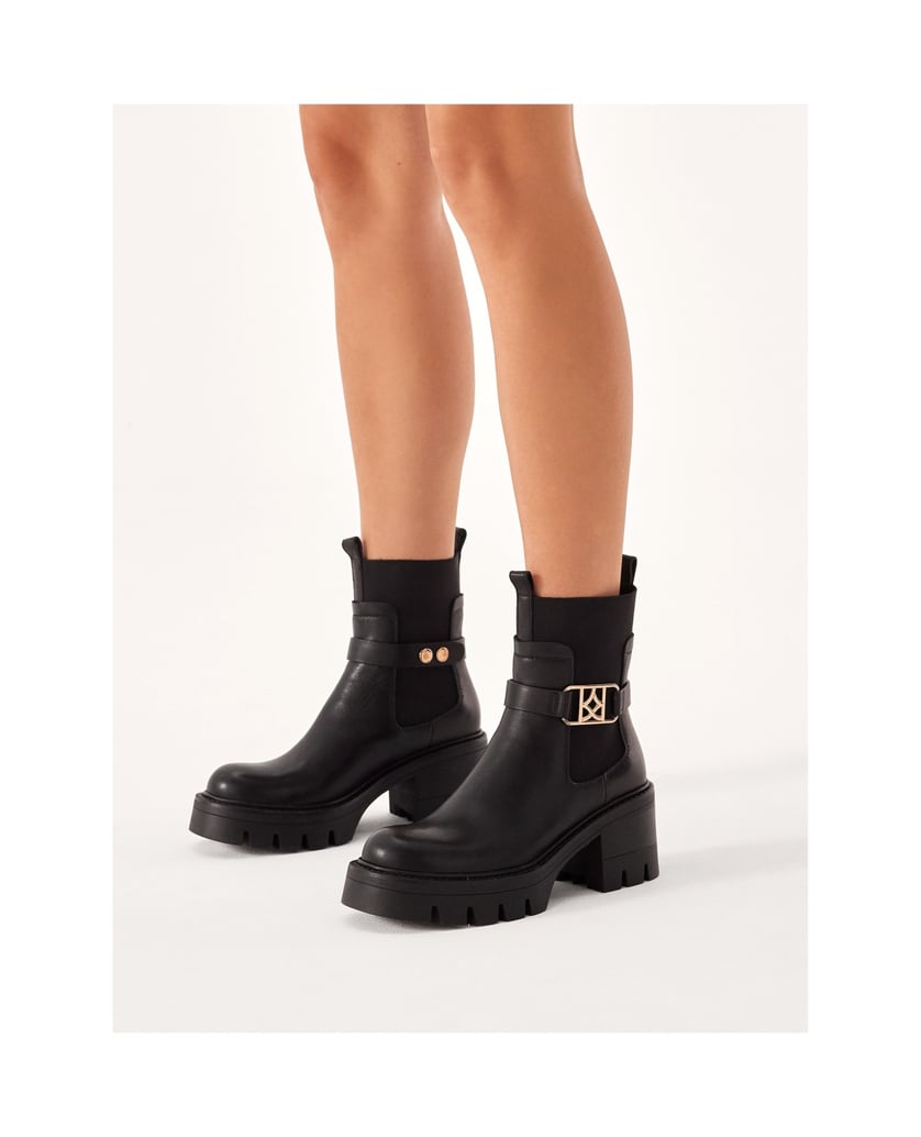 Kazar-Slip-on-boots-with-decorative-detachable-strap-černá