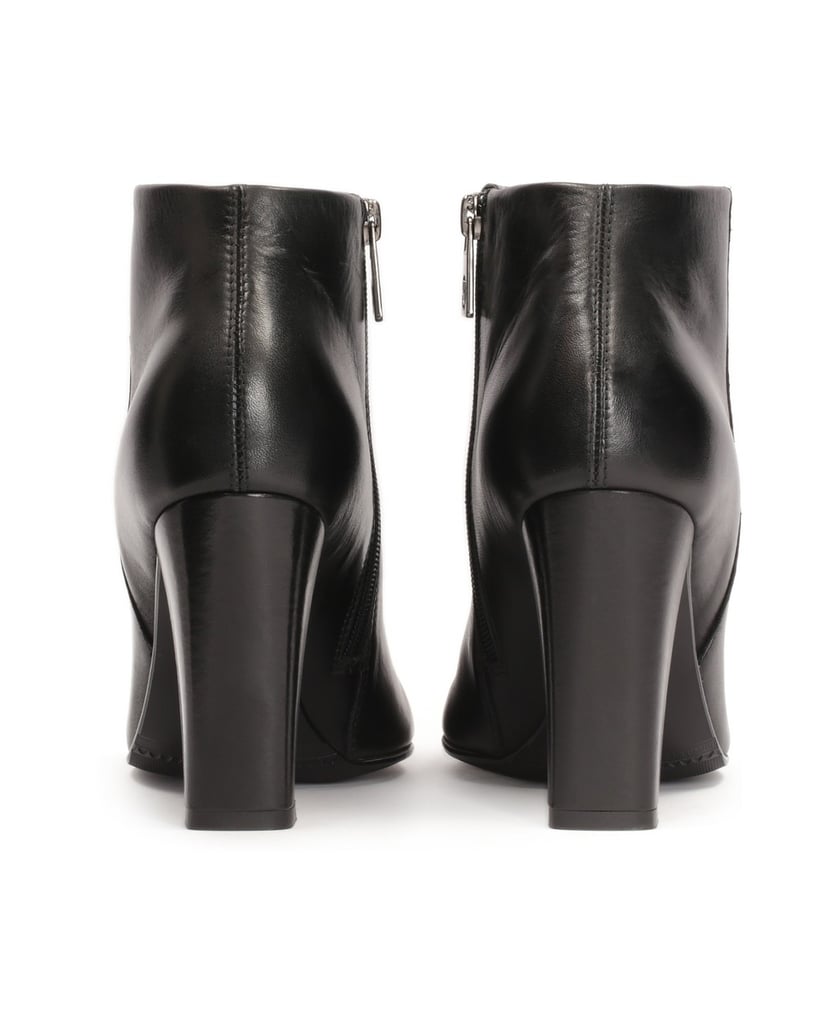 Kazar-Schwarze-Lederstiefel-mit-verlängerten-N