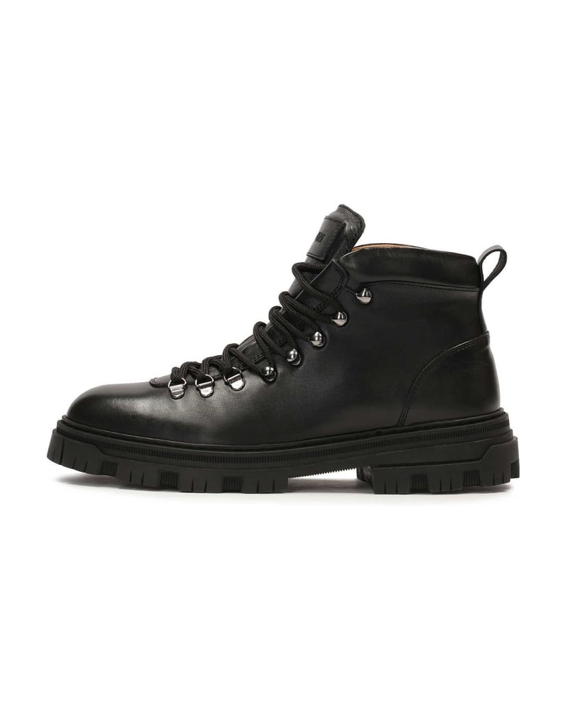 Kazar-Lace-up-boots-on-a-treaded-sole-černá