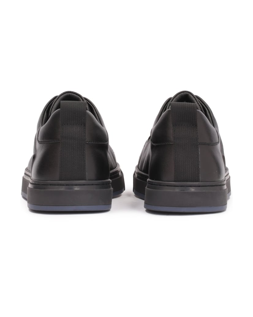 Kazar-Black-sneakers-for-men-with-a-protruding,-embossed-pattern-čierna