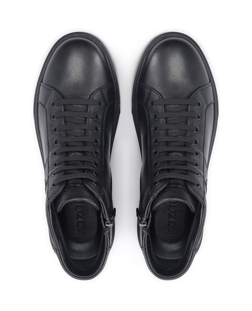 Kazar-Men’s-high-sneakers-decorated-with-a-monogram-čierna