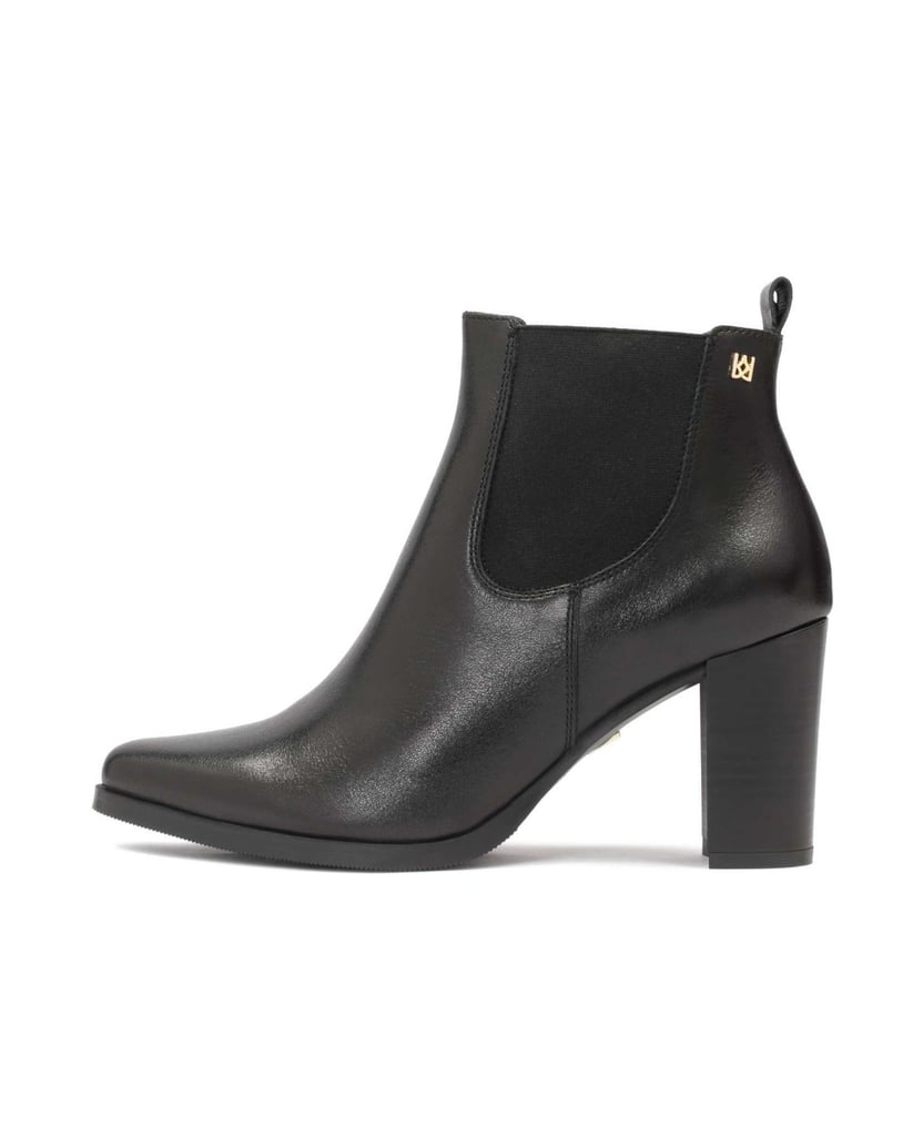 Kazar-Black-minimalistic-booties-with-elastic-rubbers-in-the-upper-čierna
