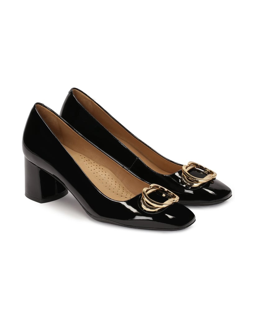 Kazar-Comfortable-patent-leather-pumps-with-metal-accents-černá