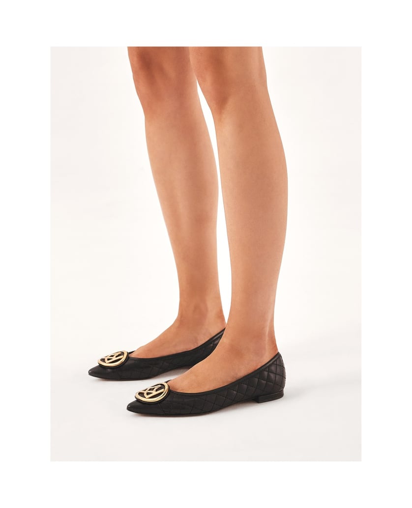 Kazar-Flat-quilted-monogrammed-pumps-čierna