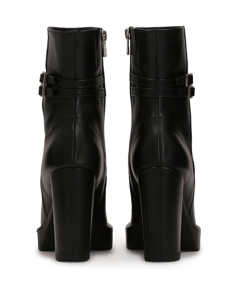 Kazar-Schwarze-Stiefel-an-einem-Pfosten-schwarz