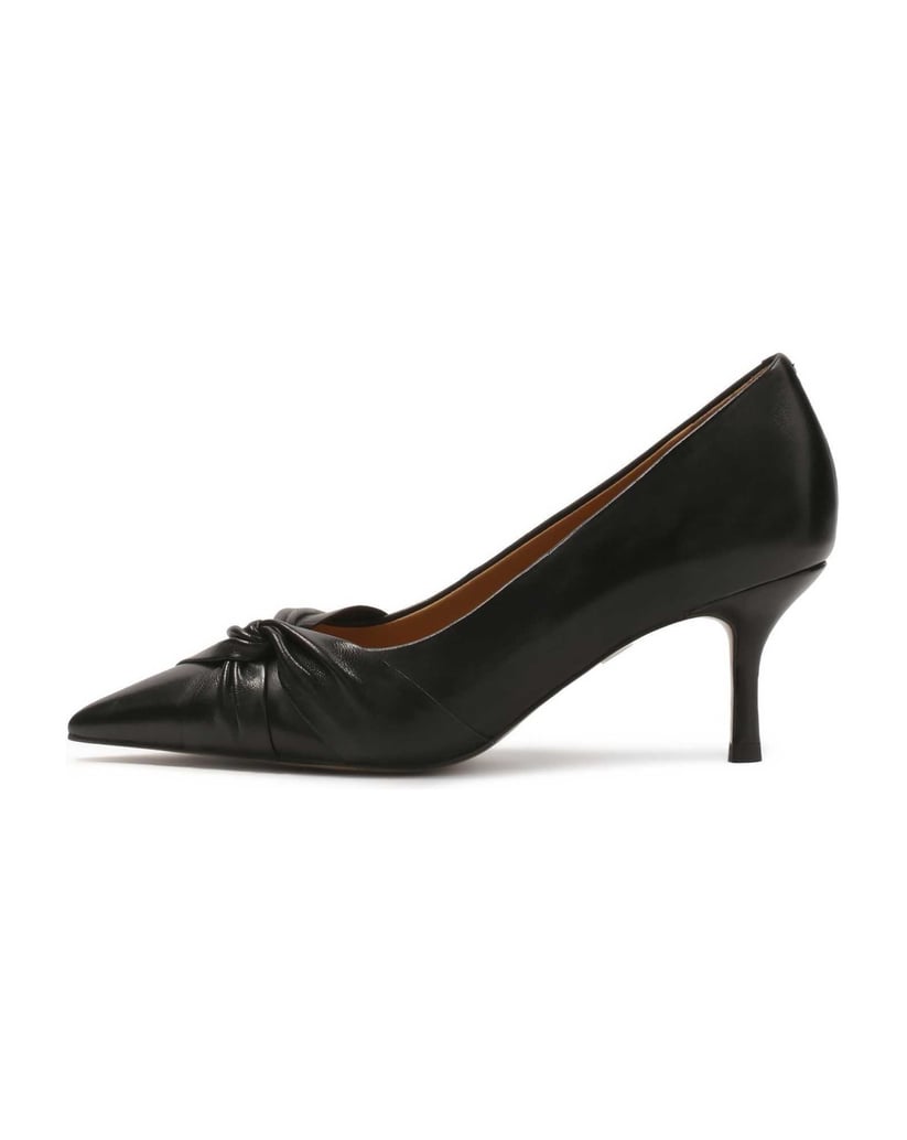 Kazar-Black-pumps-with-interlaced-embellishment-čierna