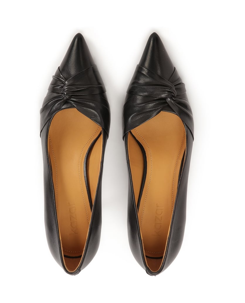 Kazar-Black-pumps-with-interlaced-embellishment-čierna