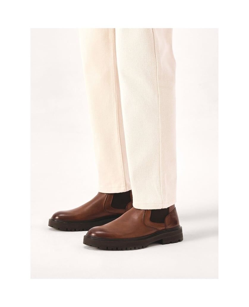 Kazar-Brown-Chelsea-boots-on-a-trefoil-sole-hnedá