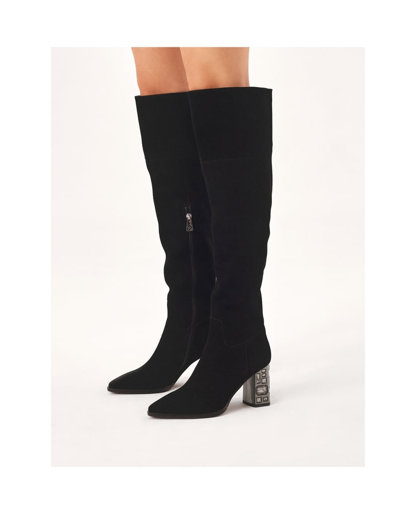 Kazar-Musketiere-aus-Wildleder-mit-verschönert-schwarz