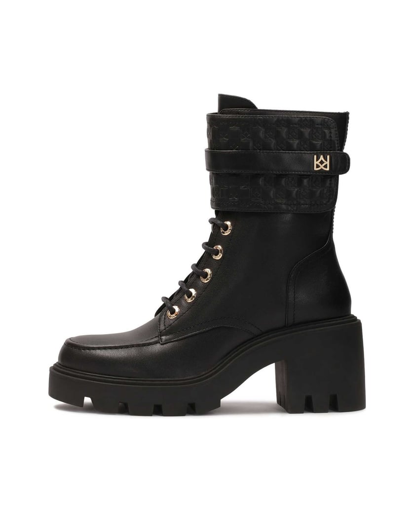 Kazar-Black-block-toe-boots-with-monogrammed-flap-by-KAZAR-čierna
