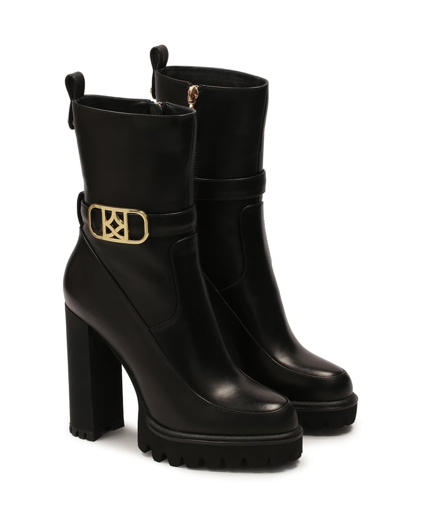 Kazar-Schwarze-KAZAR-Stiefel-mit-Monogramm-auf-schwarz