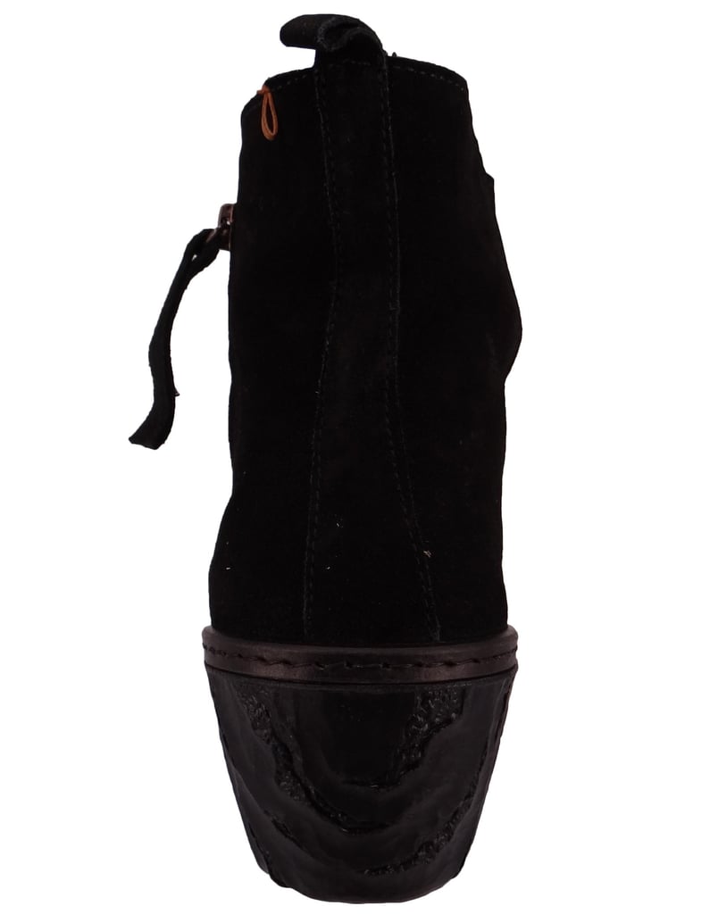 El-Naturalista-Stiefeletten