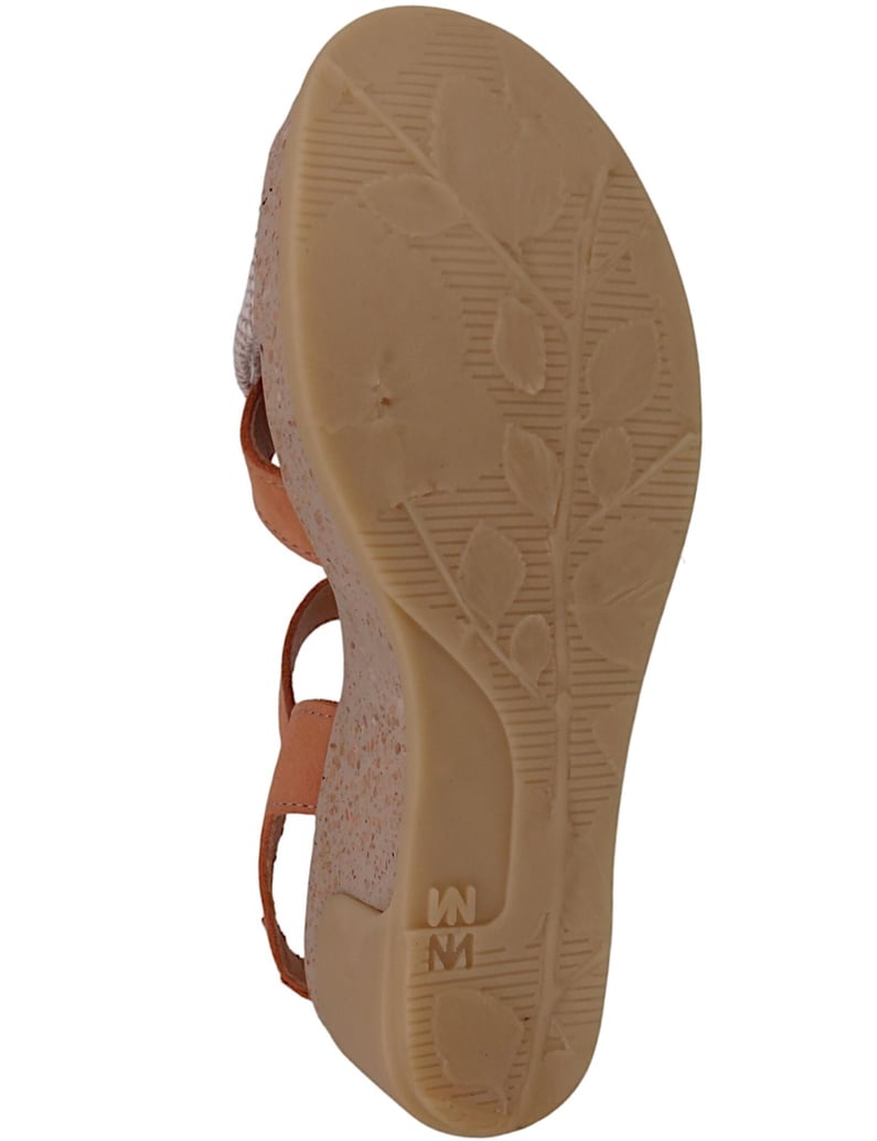 El-Naturalista-Sandalen-rosa