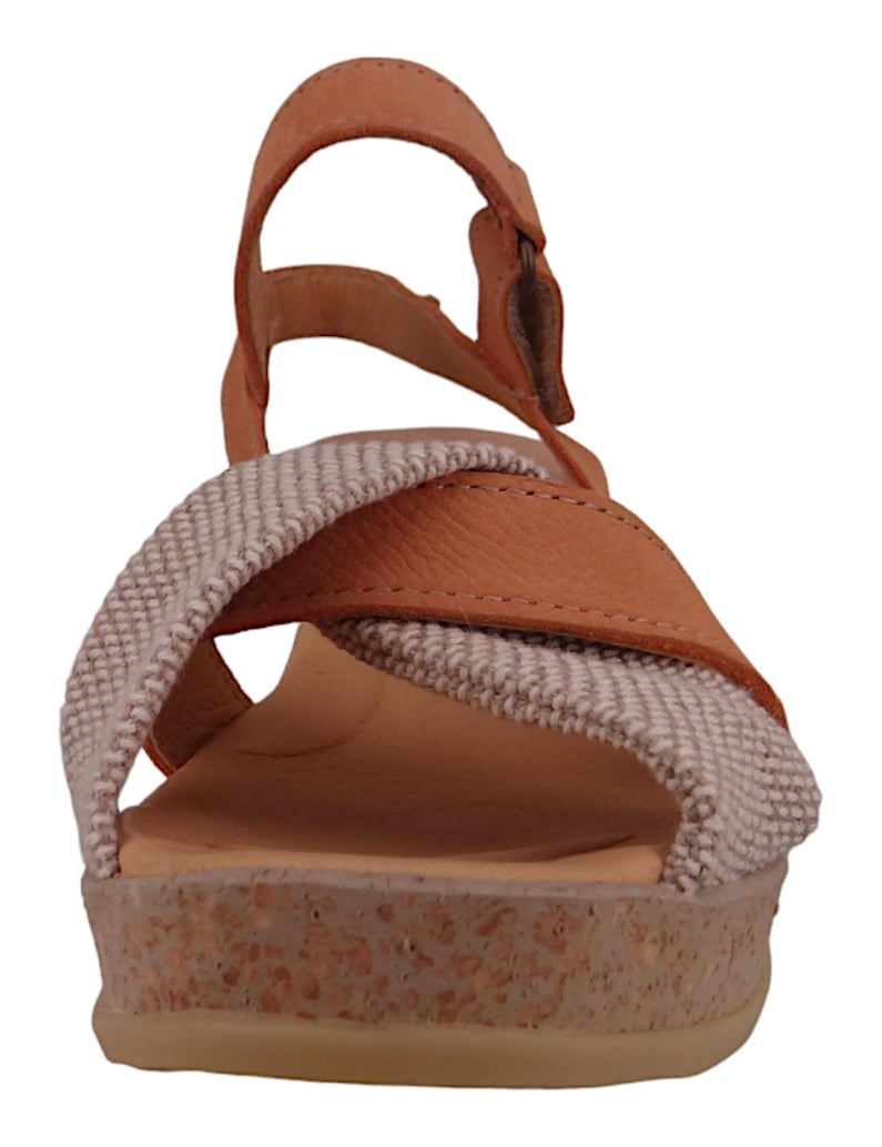 El-Naturalista-Sandalen-rosa