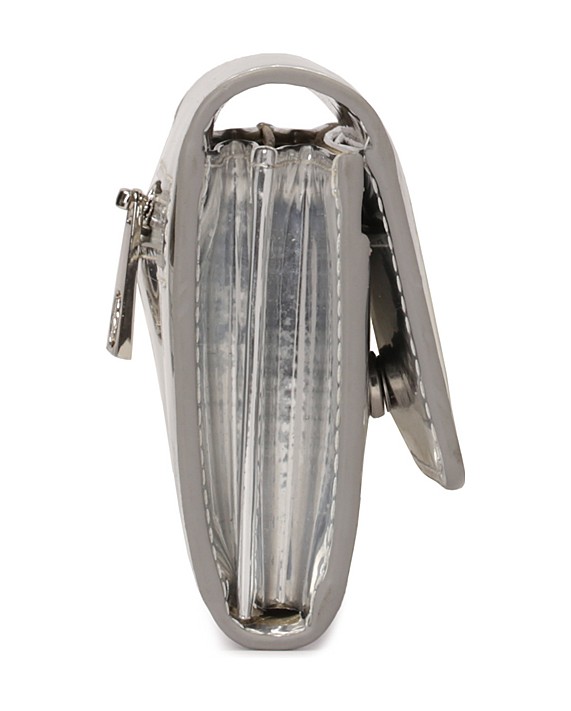 Kazar-Compact-silver-wallet-in-patent-leather-strieborná