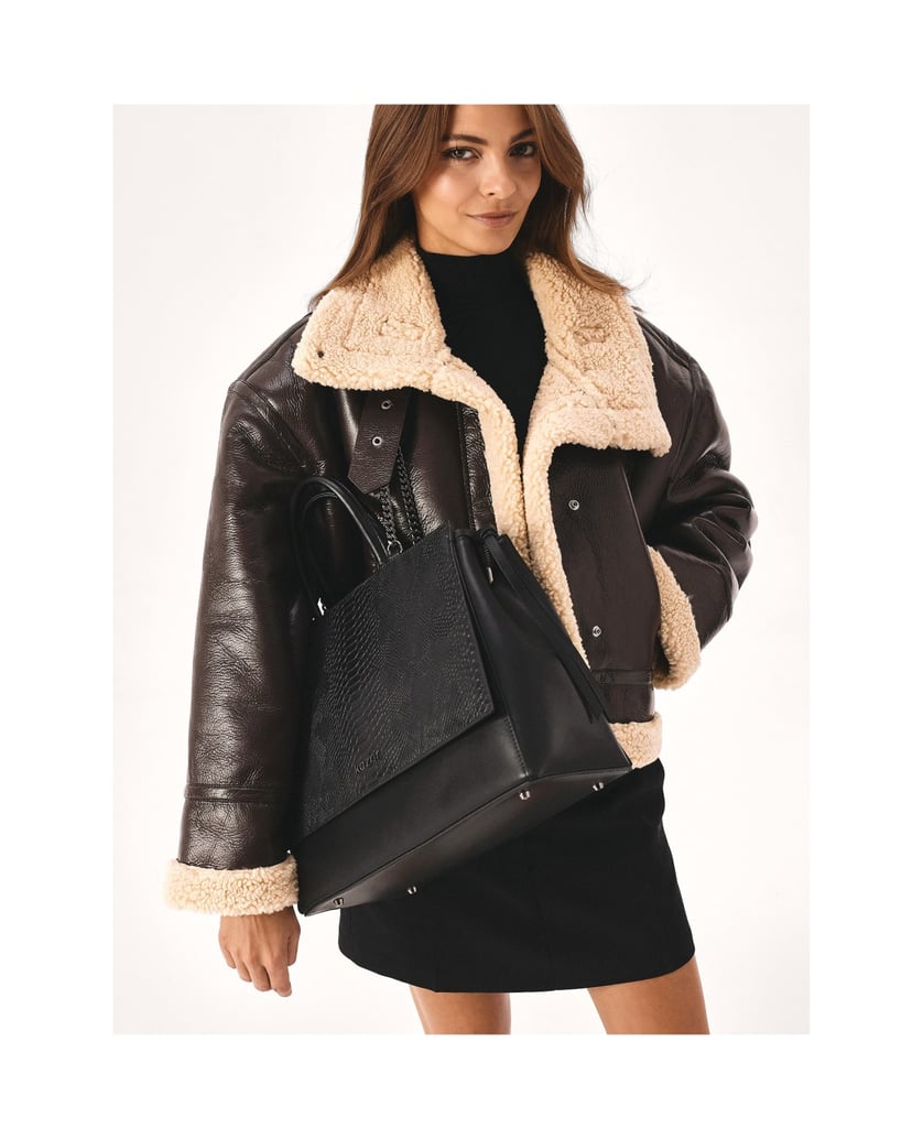 Kazar-Einzigartig-geformte-Handtasche-mit-gepr-schwarz