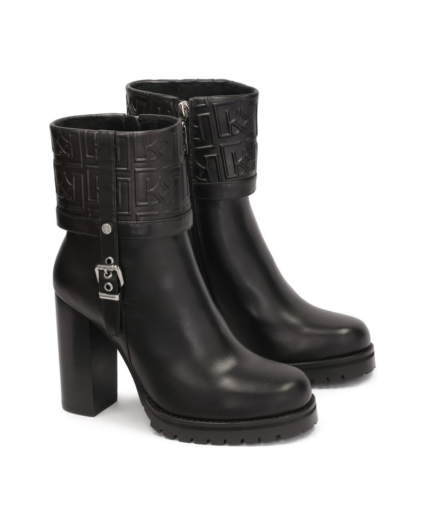 Kazar-Stiefel-mit-umgeschlagenem,-verziertem-S-schwarz