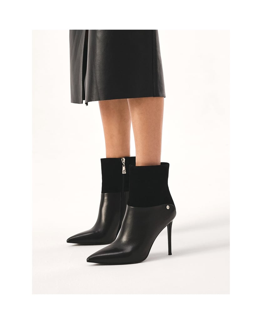 Kazar-Elegante-schwarze-Stiefel-mit-schlankem-schwarz