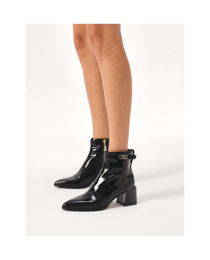 Kazar-Patent-leather-black-boots-on-a-post-černá