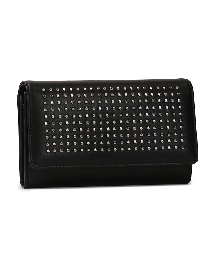 Kazar-Medium-sized-black-wallet-with-rivets-on-the-front-čierna