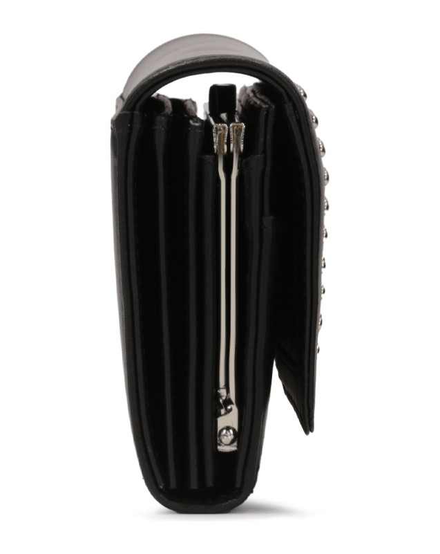 Kazar-Medium-sized-black-wallet-with-rivets-on-the-front-čierna