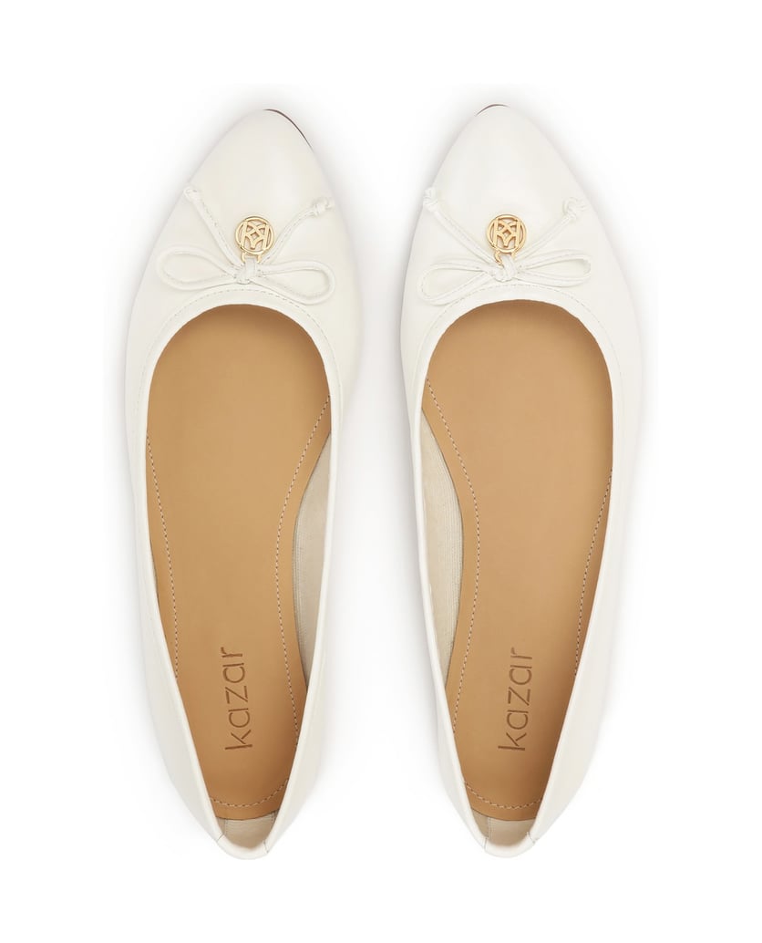 Kazar-Weiße-Lederballerinas-mit-Anhänger-weiss