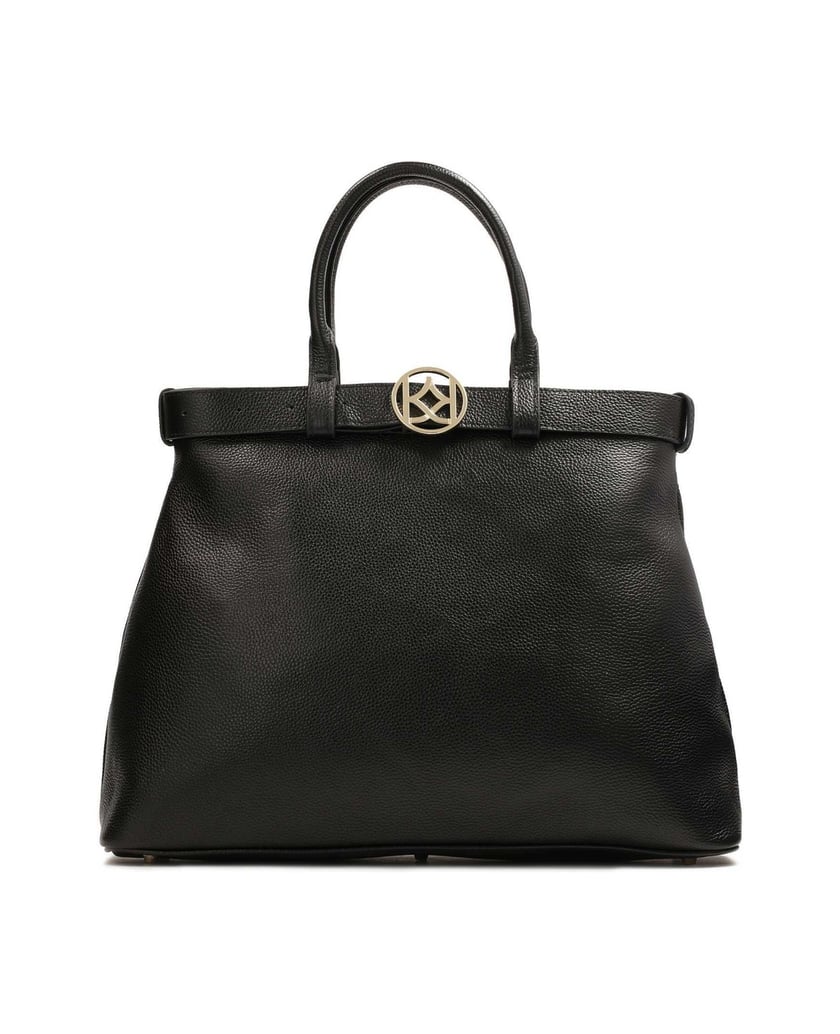 Kazar-Trapeze-bag-decorated-with-a-strap-čierna