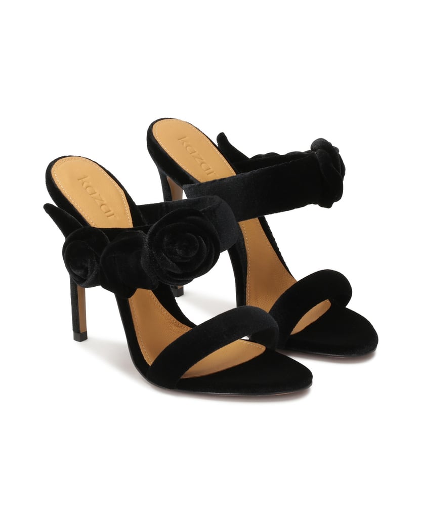 Kazar-Pantoletten-mit-Absatz,-verziert-mit-3D--schwarz