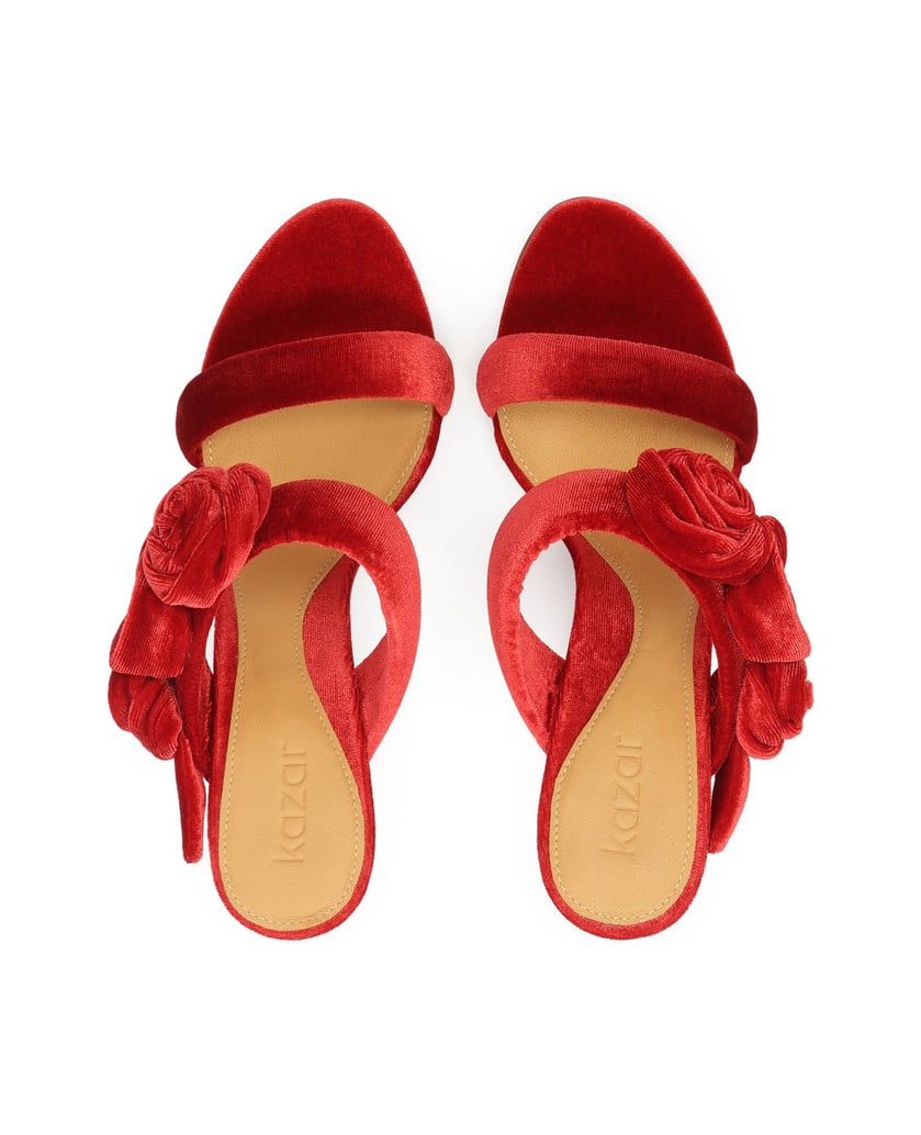 Kazar-Rote-Pantoletten-mit-dreidimensionaler-V-rot