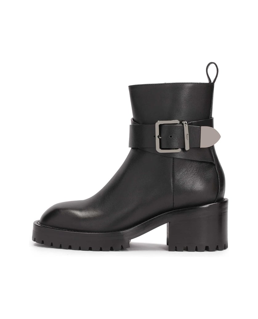 Kazar-Leather-boots-with-a-wide-low-heel-černá