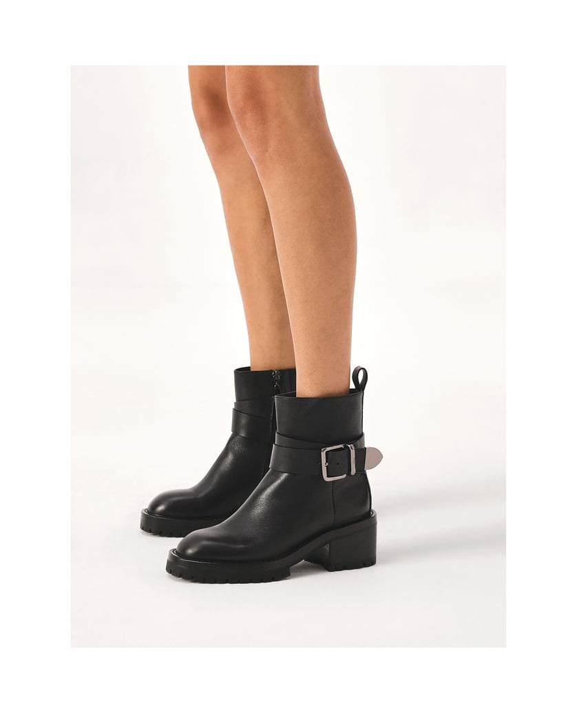 Kazar-Leather-boots-with-a-wide-low-heel-černá