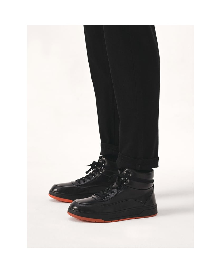 Kazar-Black-sneakers-with-contrasting-red-sole-čierna
