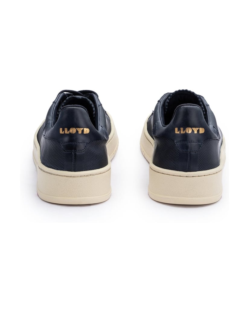 Lloyd-BLACKWELL-blau