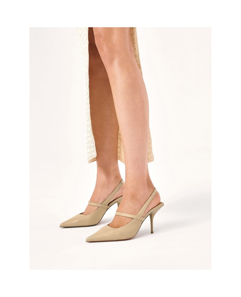 Kazar-Beigefarbene-Pumps-mit-offenem,-quadrati-beige