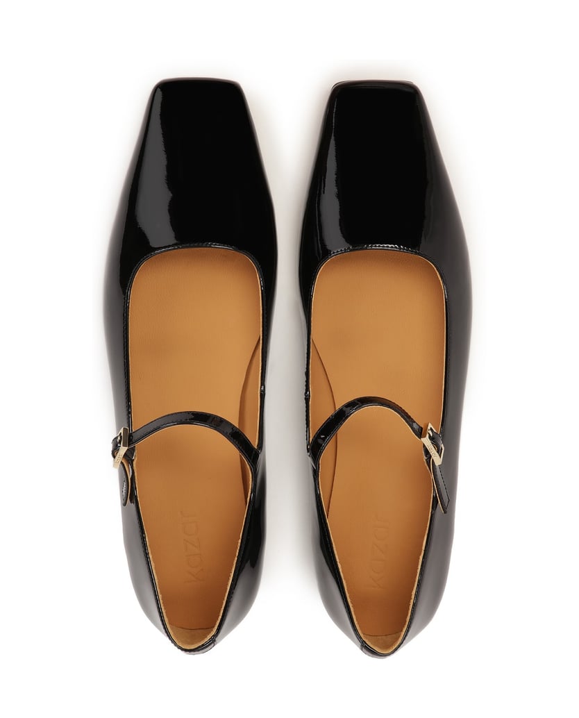 Kazar-Patent-leather-flat-pumps-with-strap-čierna