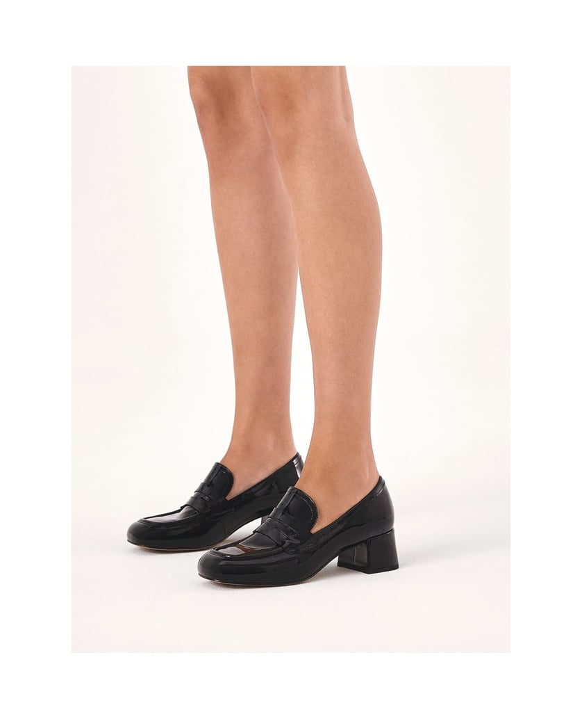 Kazar-Patent-leather-pumps-with-a-wide-heel-čierna