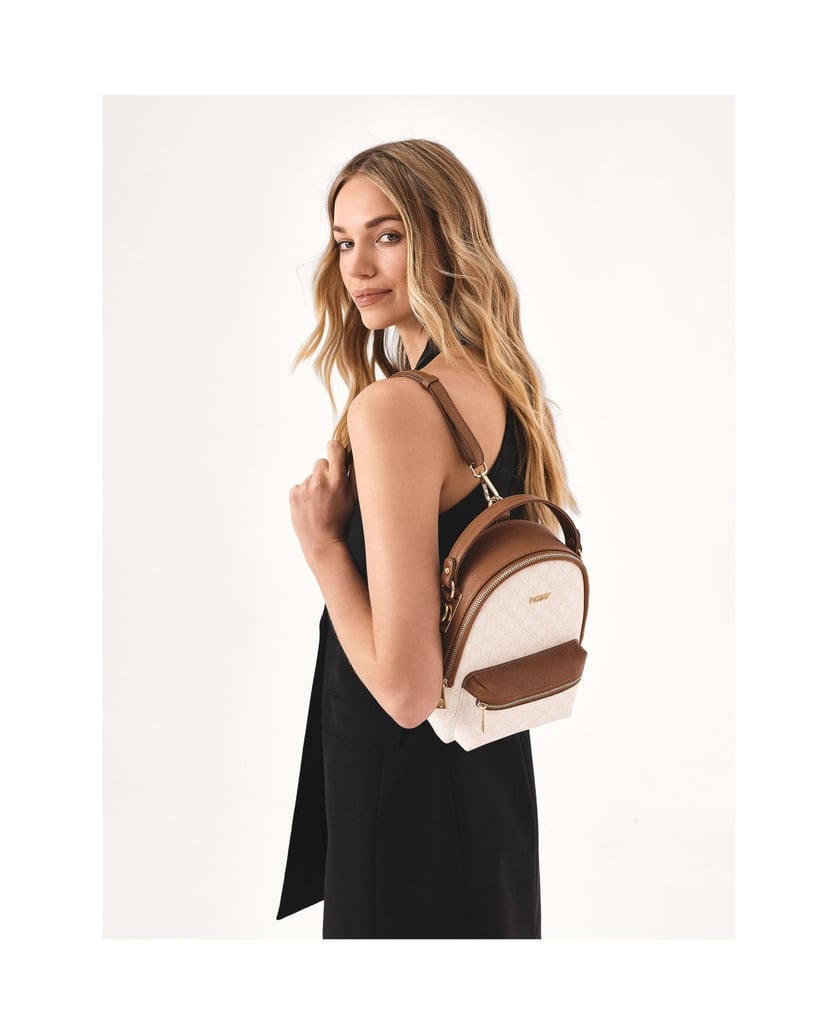 Kazar-Two-tone-leather-2-in-1-backpack-biela