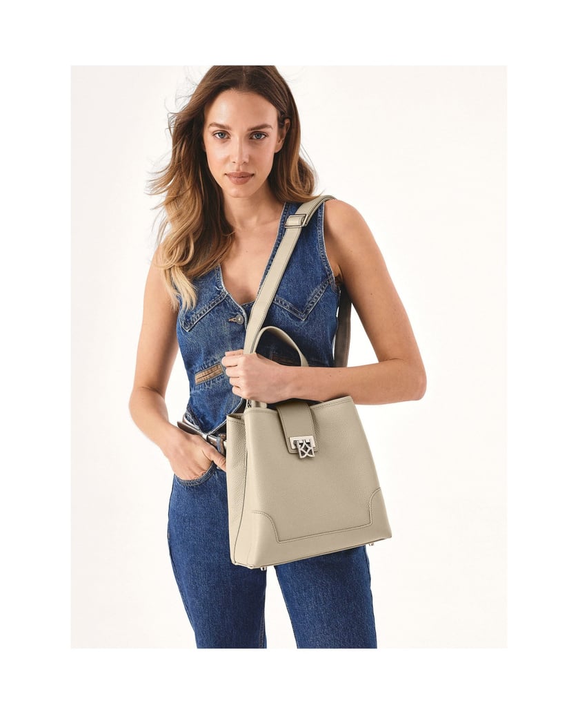 Kazar-Light-grey-handbag-with-decorative-clasp-šedá
