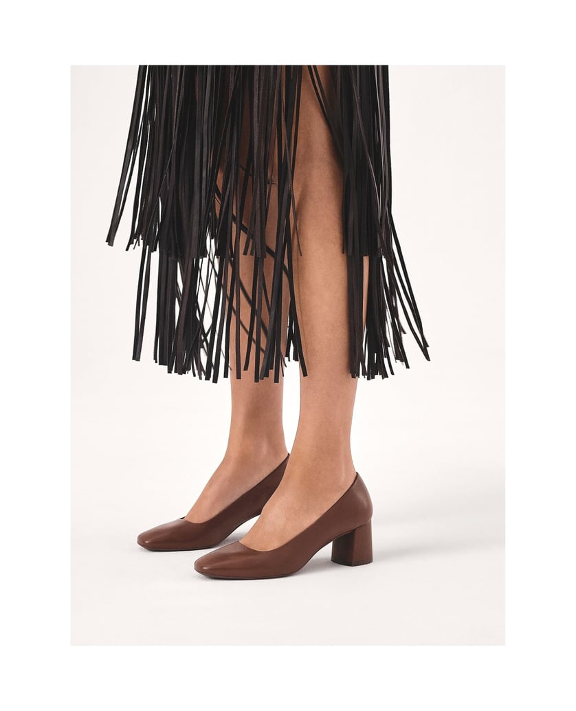 Kazar-Classic-brown-pumps-with-square-nose-hnedá