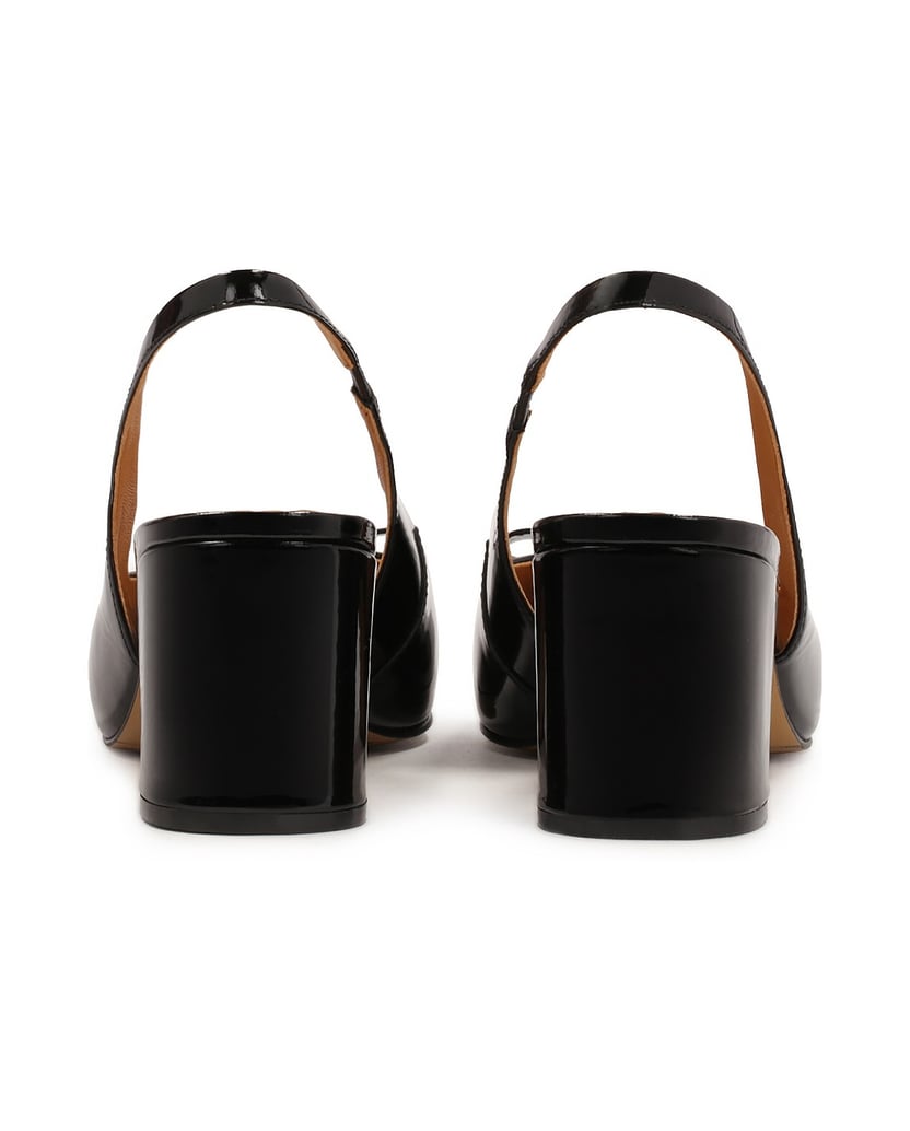 Kazar-Black-patent-leather-pumps-with-embellishment-on-the-nose-čierna