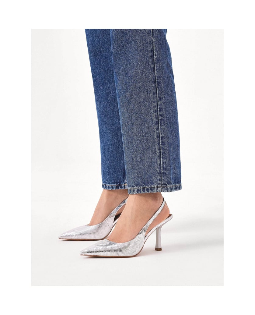 Kazar-Silver-embossed-leather-slingback-pumps-strieborná