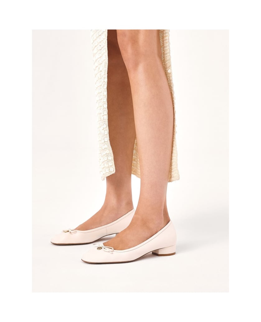 Kazar-Weiße-Pumps-aus-Leder-mit-niedrigen-Absä-weiss