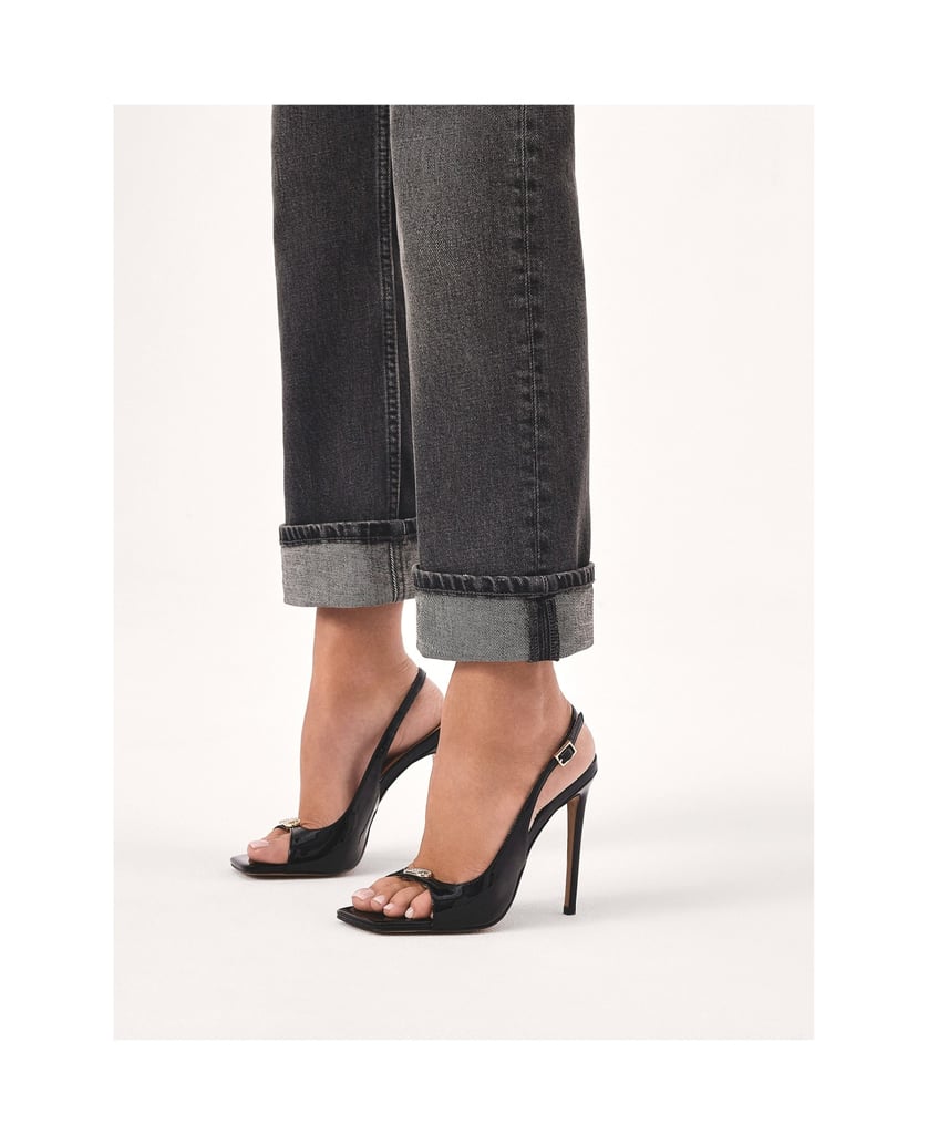 Kazar-Black-patent-leather-sandals-with-cutout-upper-černá