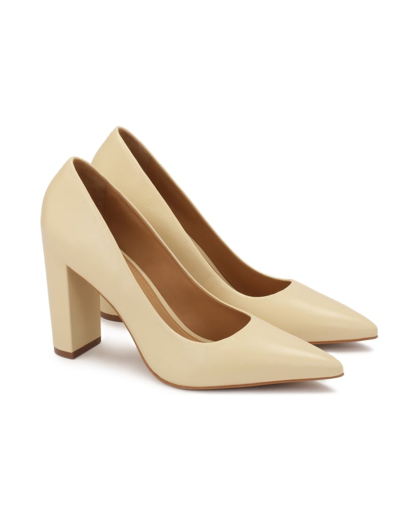 Kazar-Wide-heel-pumps-in-cream-color-pastelovo-žltá