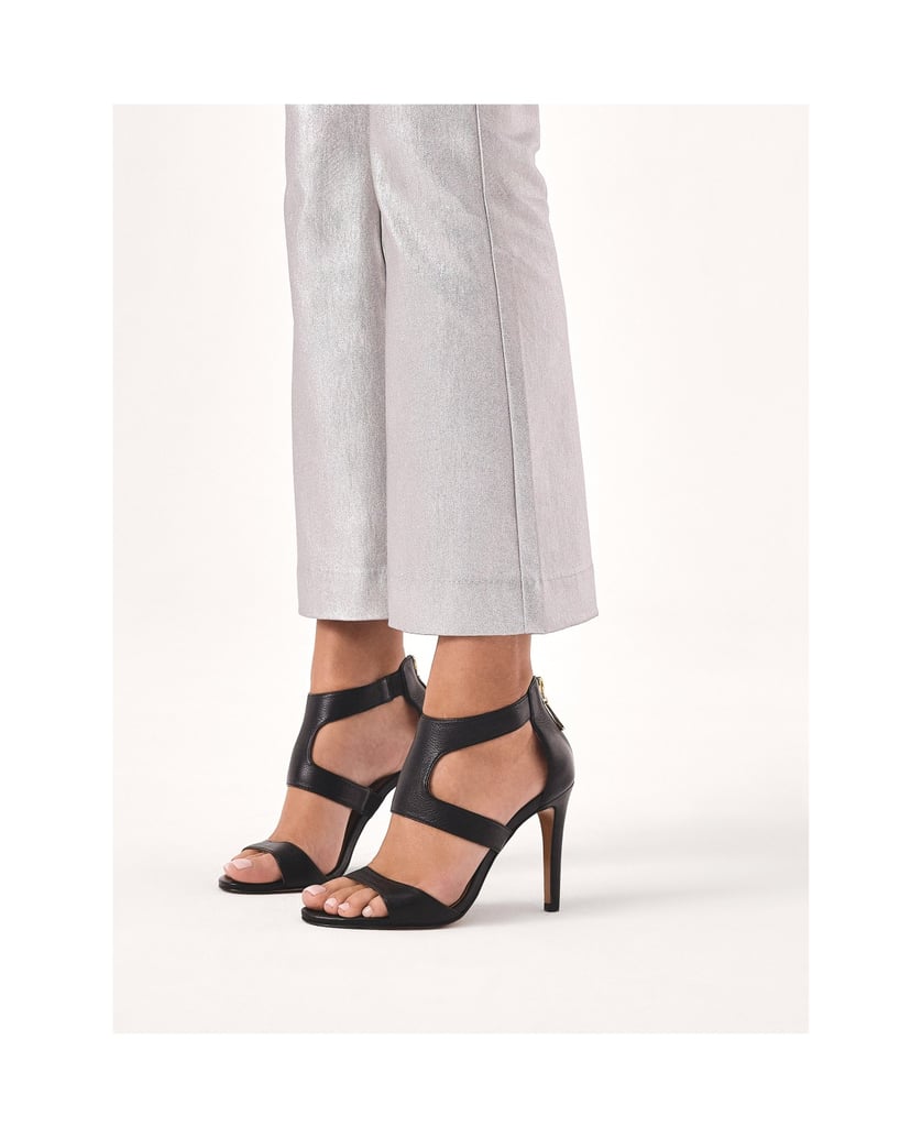 Kazar-Sandals-with-a-zipper-on-a-built-in-heel-čierna